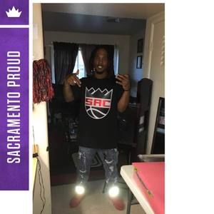 Meet your Posher, Eli